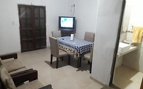 León Apart -un dormitorio-